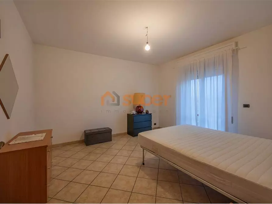 Immagine 6 di Quadrilocale in vendita  in Via Assisi a Torgiano