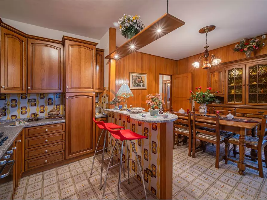 Immagine 8 di Quadrilocale in vendita  in Via Assisi a Torgiano