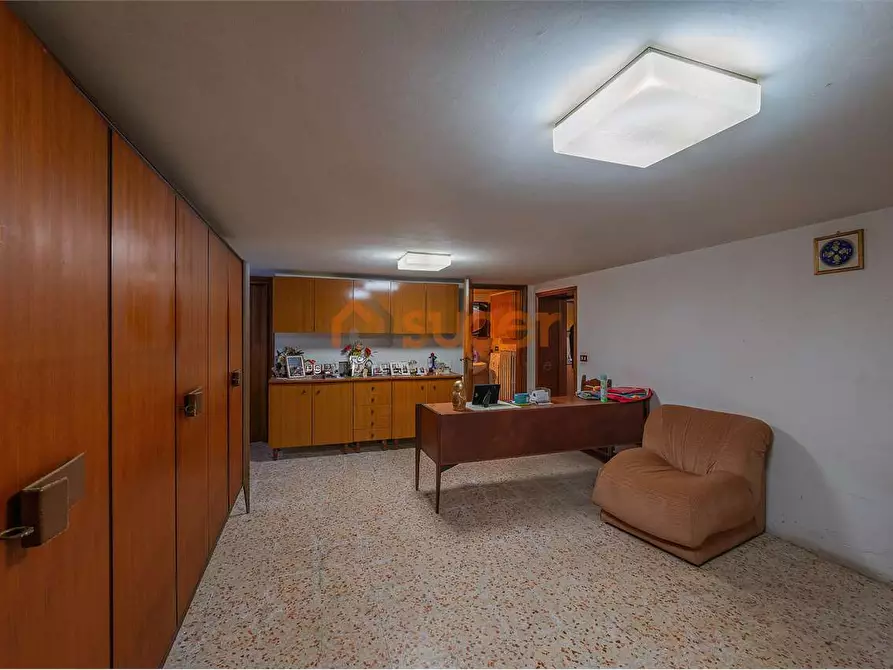 Immagine 27 di Quadrilocale in vendita  in Via Assisi a Torgiano