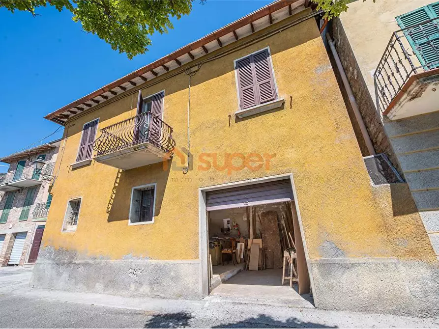 Immagine 12 di Casa indipendente in vendita  in Piazza della Costituzione a Perugia