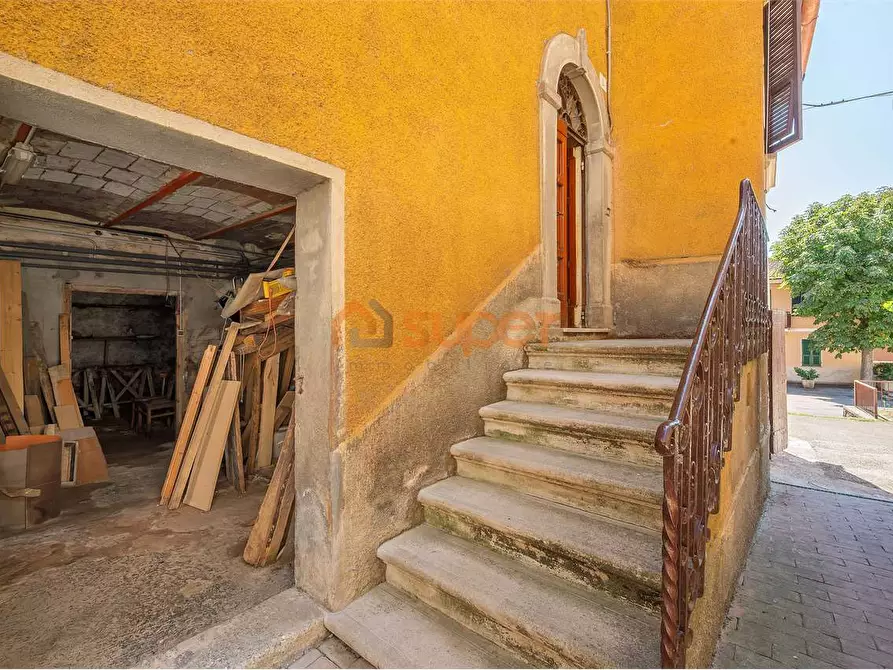 Immagine 2 di Casa indipendente in vendita  in Piazza della Costituzione a Perugia