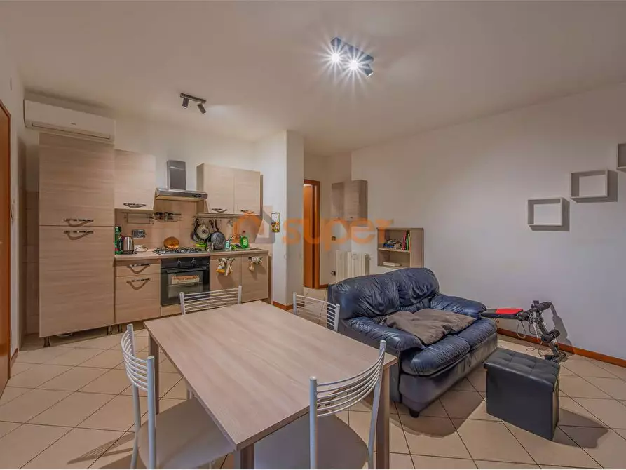 Immagine 1 di Bilocale in vendita  in Via Strozzacapponi a Perugia