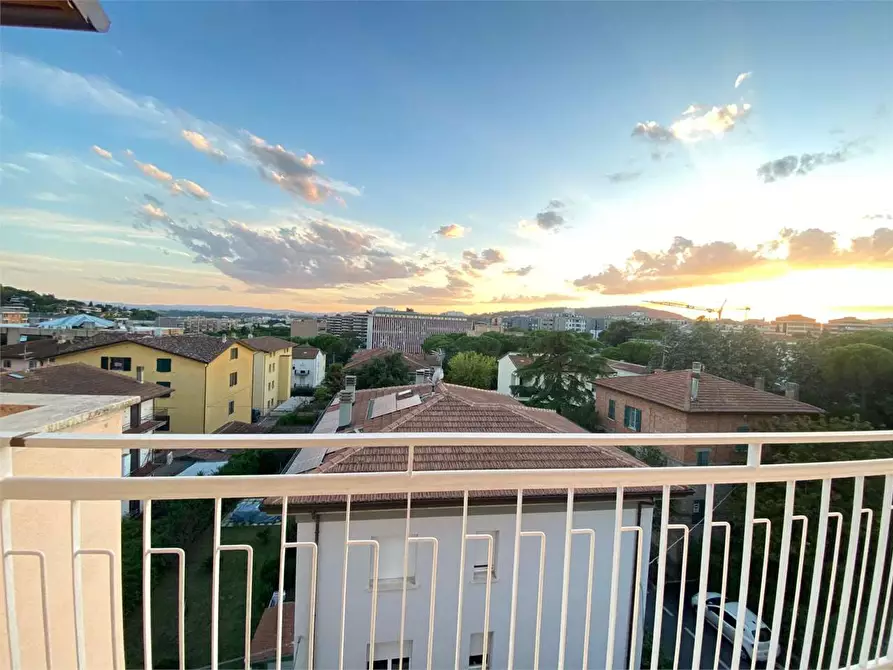 Immagine 1 di Quadrilocale in affitto  a Perugia