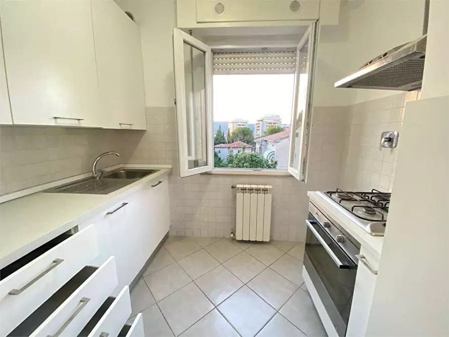 Immagine 13 di Quadrilocale in affitto  a Perugia