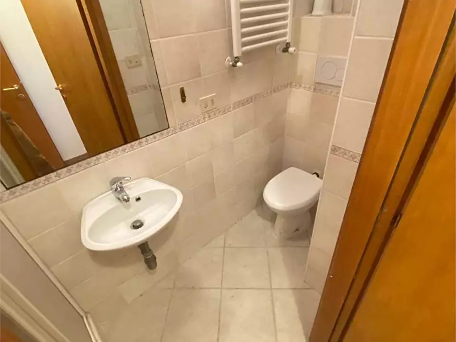 Immagine 15 di Quadrilocale in affitto  a Perugia