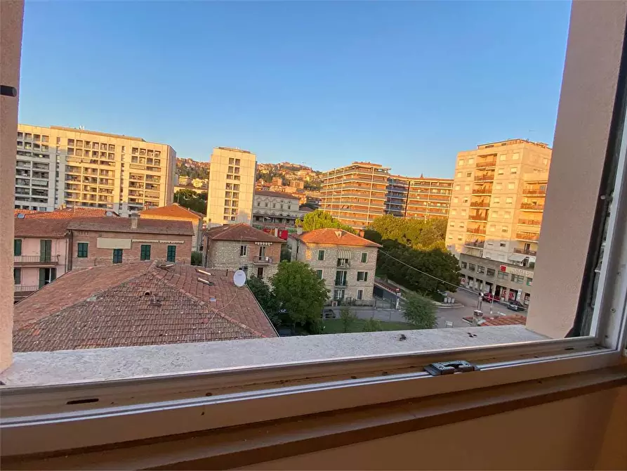 Immagine 5 di Quadrilocale in affitto  a Perugia