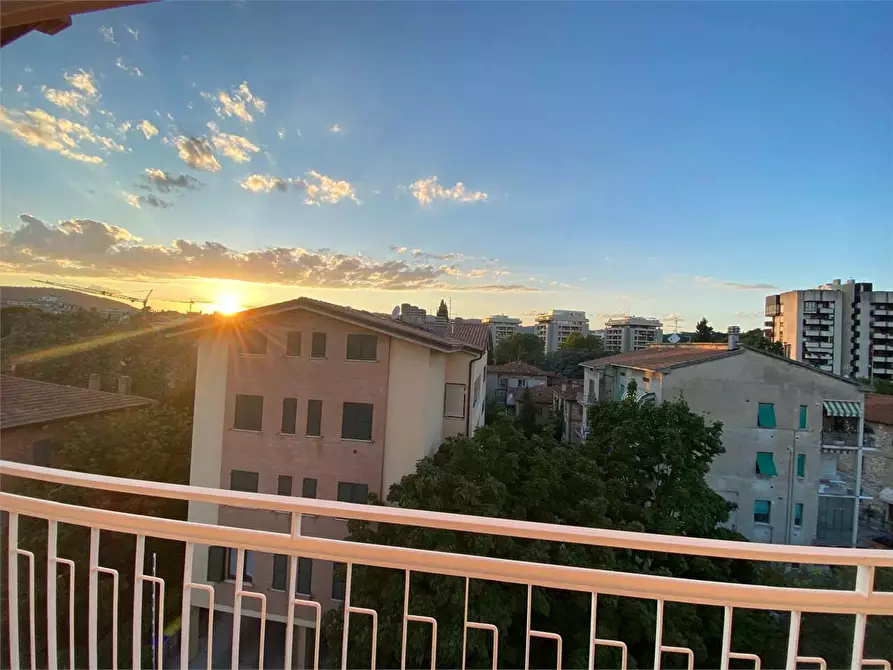 Immagine 10 di Quadrilocale in affitto  a Perugia