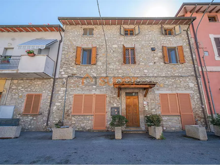 Immagine 1 di Casa indipendente in vendita  in Strada Colle Umberto Ponte Nese  a Perugia