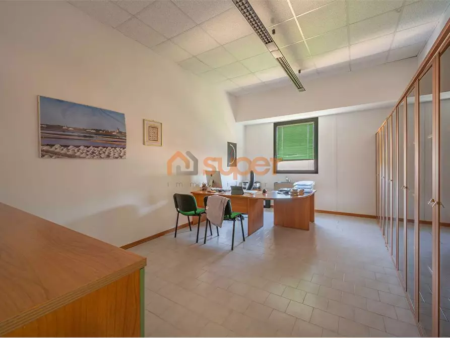 Immagine 28 di Capannone industriale in affitto  in Via Sandro Penna a Perugia