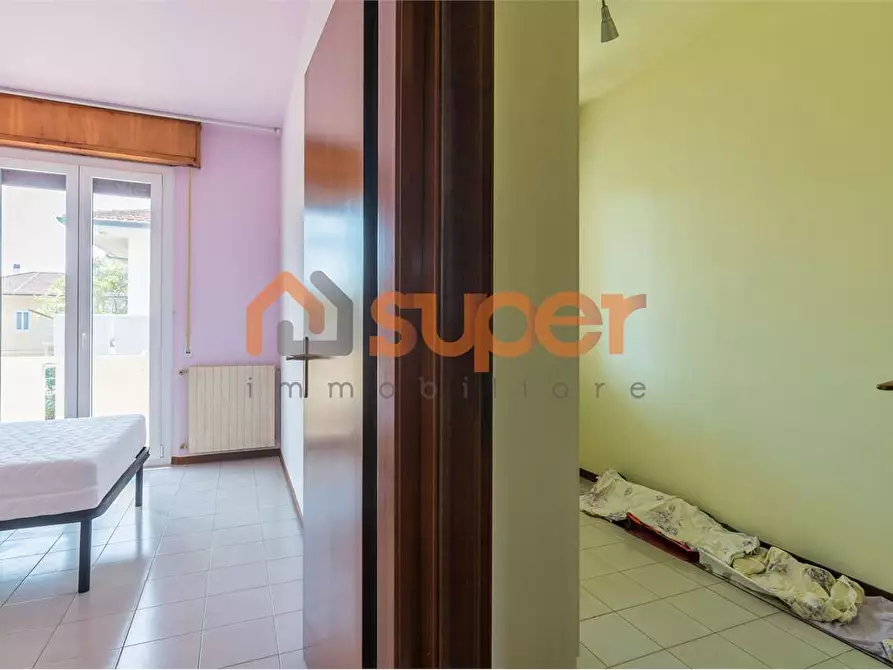 Immagine 11 di Bilocale in vendita  in Via Litoranea  a Mondolfo