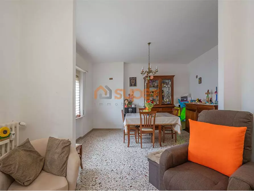 Immagine 2 di Trilocale in vendita  in Via MonteMorcino a Perugia