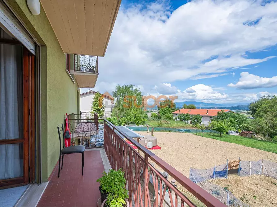 Immagine 19 di Casa bifamiliare in vendita  a Perugia