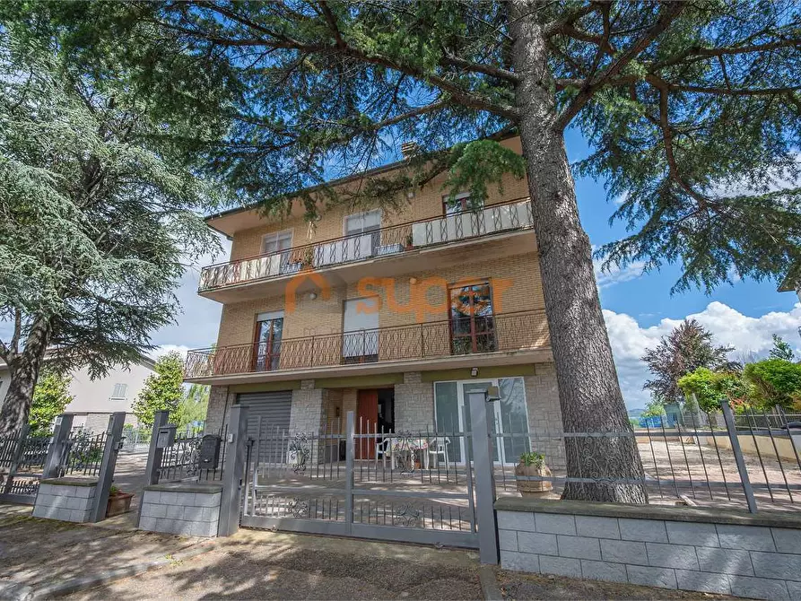 Immagine 1 di Casa bifamiliare in vendita  a Perugia