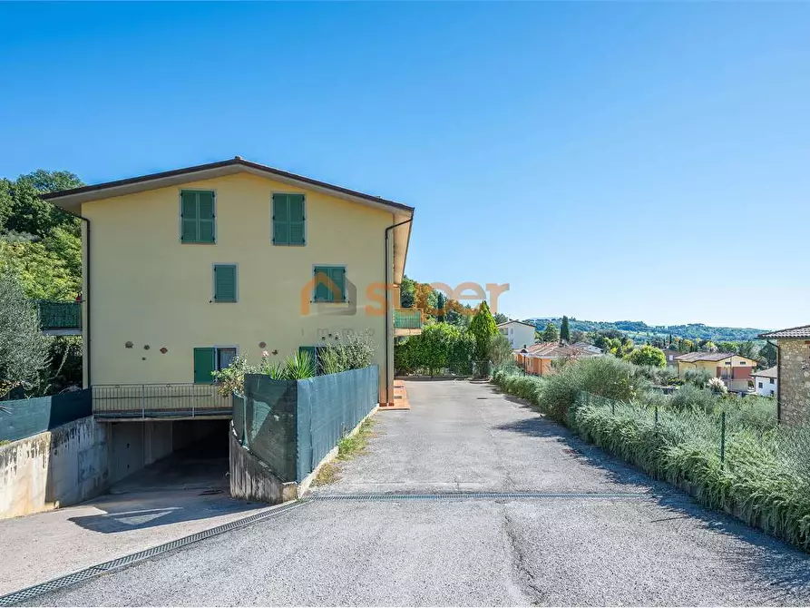 Immagine 19 di Trilocale in vendita  in Via Luminosa  a Perugia