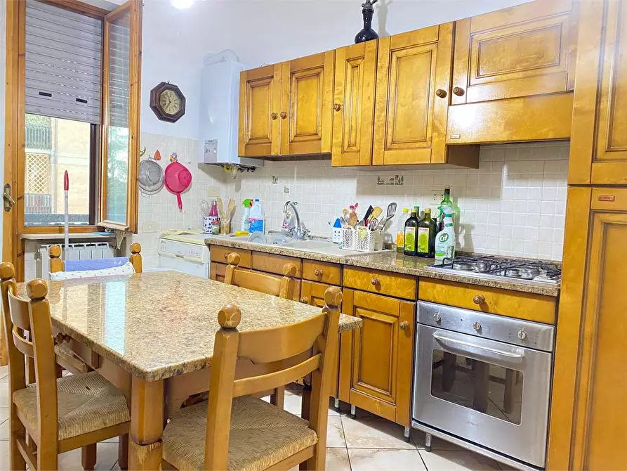 Immagine 1 di Quadrilocale in affitto  a Perugia