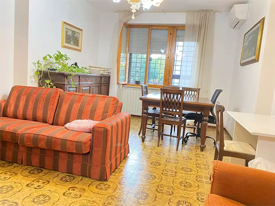 Immagine 4 di Quadrilocale in affitto  a Perugia