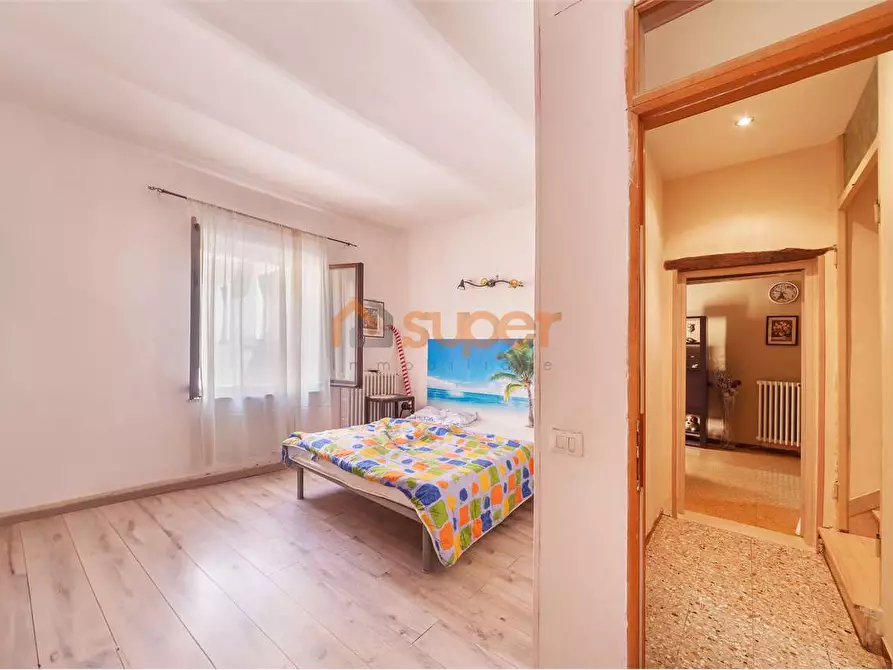 Immagine 11 di Casa indipendente in vendita  a Bastia Umbra