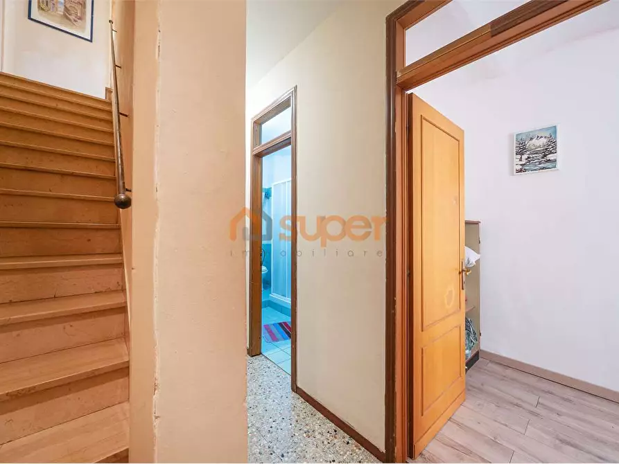 Immagine 6 di Casa indipendente in vendita  a Bastia Umbra