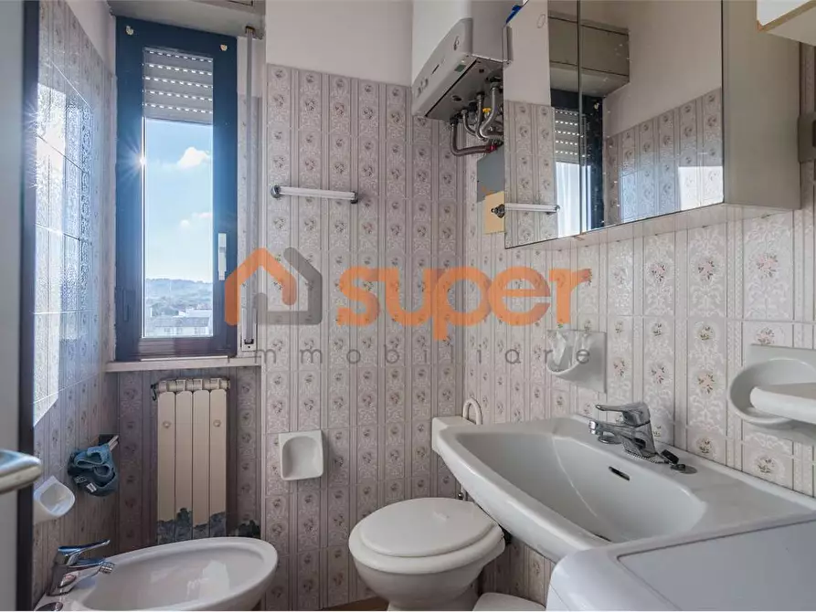 Immagine 16 di Trilocale in vendita  in Via Ammiraglio Cappellini a Fano