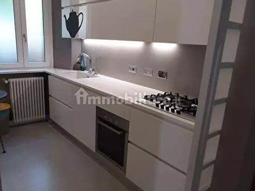 Immagine 6 di Appartamento in affitto  in VIALE POMPEO PELLINI a Perugia