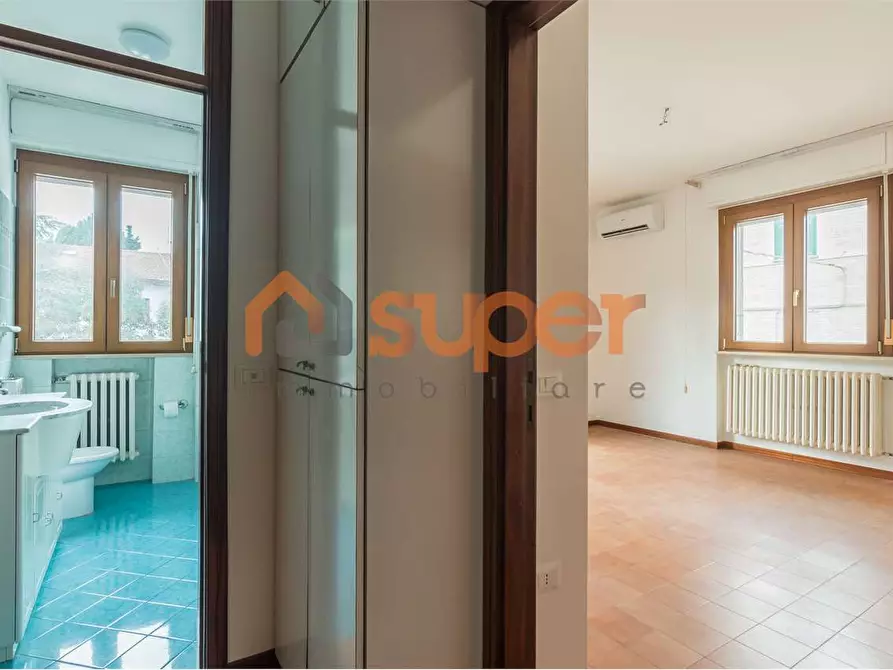 Immagine 7 di Bilocale in vendita  in Via Gabrielli Gabrielangelo a Fano