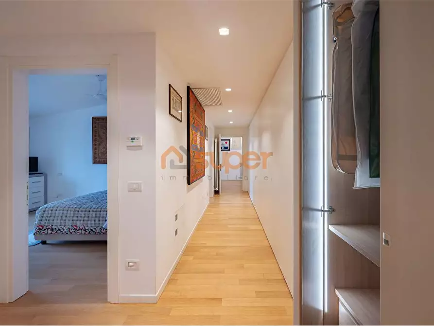 Immagine 10 di Attico in vendita  in Via Aldo Moro a Bastia Umbra