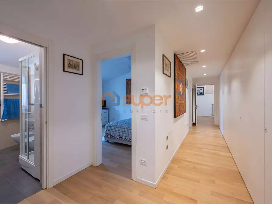 Immagine 21 di Attico in vendita  in Via Aldo Moro a Bastia Umbra