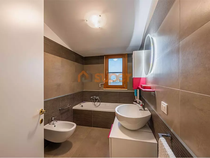 Immagine 20 di Attico in vendita  in Via Aldo Moro a Bastia Umbra