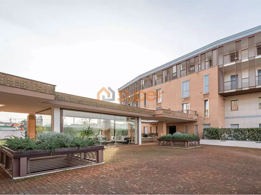 Immagine 27 di Attico in vendita  in Via Aldo Moro a Bastia Umbra