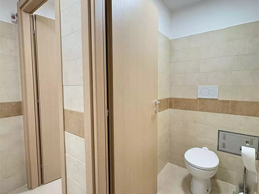 Immagine 9 di Ufficio in affitto  in Via Bruno Colli a Perugia