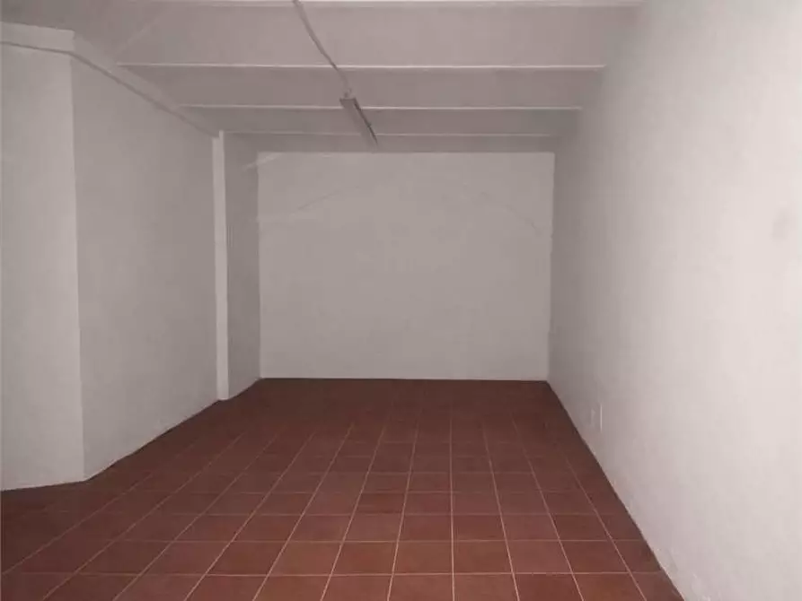 Immagine 3 di Negozio in affitto  in Corso Vannucci a Perugia