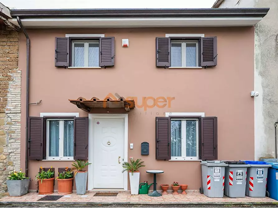 Immagine 23 di Villetta a schiera in vendita  in Via Andrea Costa a Bastia Umbra