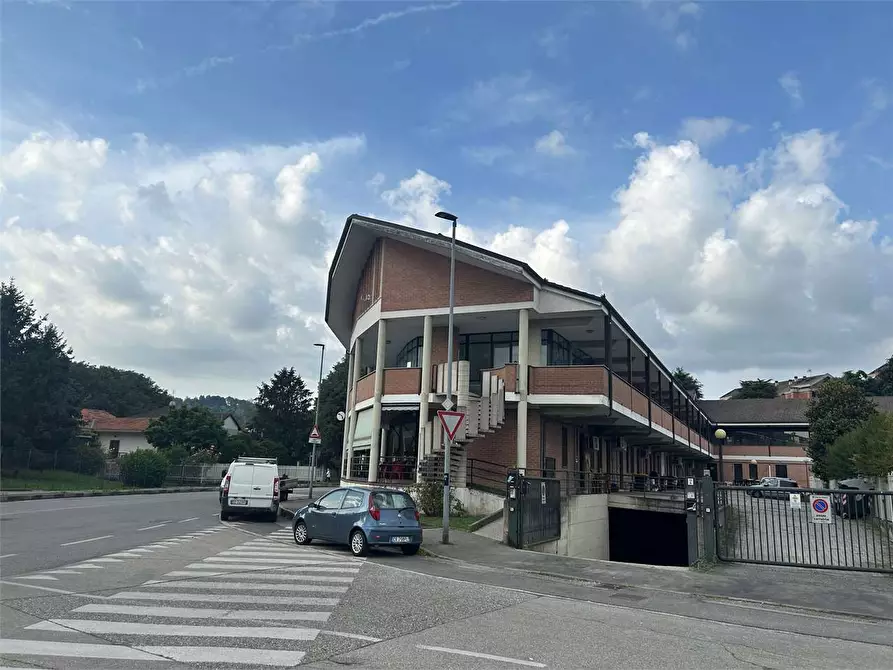 Immagine 14 di Ufficio in vendita  in Via Torre Pellice 17 a Torino