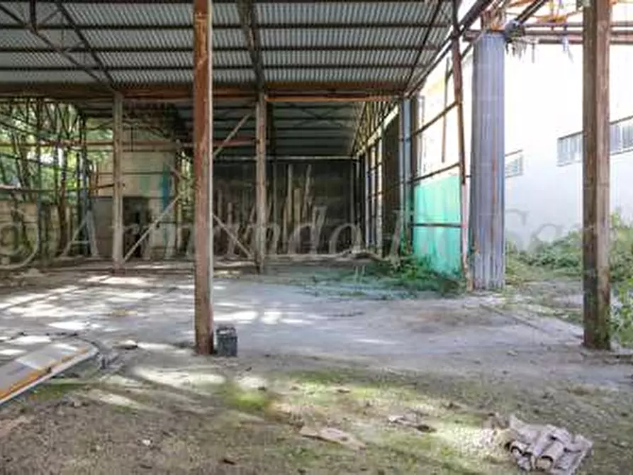 Immagine 61 di Stabile in vendita  in Via Marconi  1 a Cossato