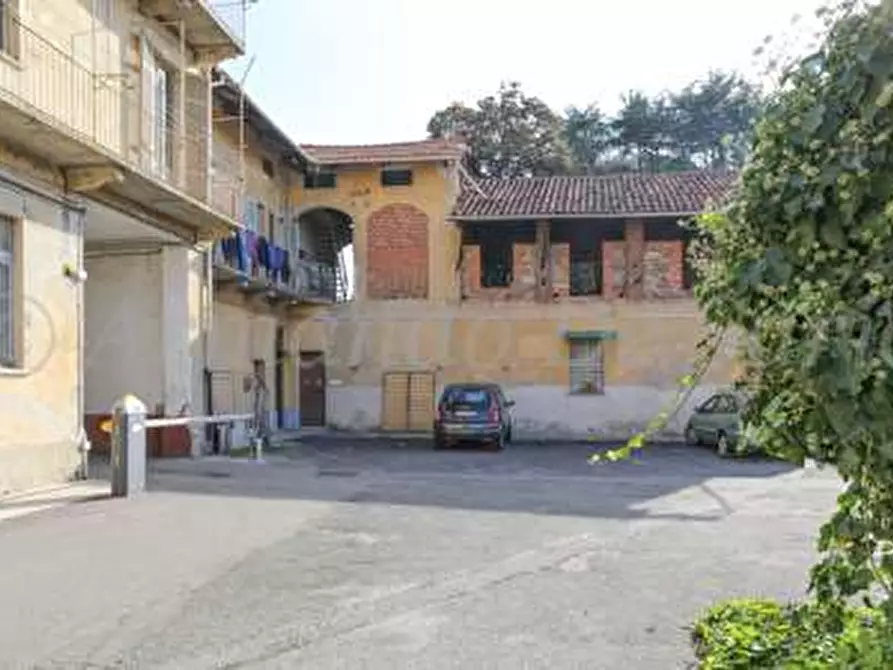 Immagine 71 di Stabile in vendita  in Via Marconi  1 a Cossato