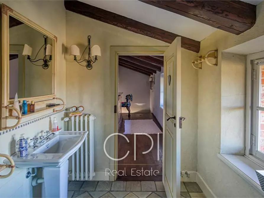 Immagine 43 di Villa in vendita  in strada del cervo 2 a Chieri