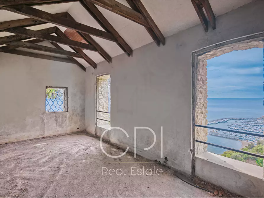 Immagine 15 di Villa in vendita  in Via Julia Augusta a Alassio