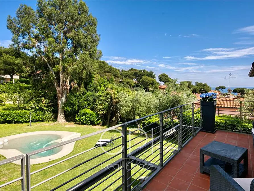 Immagine 11 di Villa in vendita  in Via Del Lampin 12 a Andora