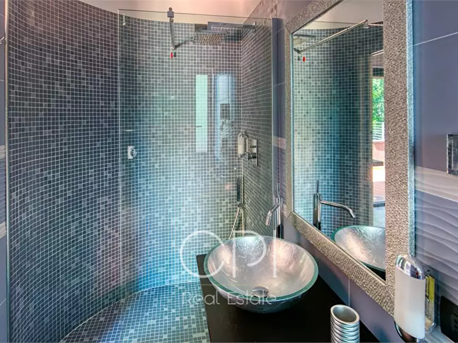 Immagine 51 di Villa in vendita  in Via Del Lampin 12 a Andora