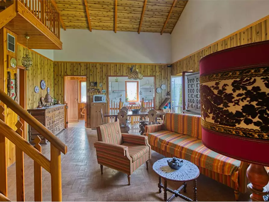 Immagine 19 di Villa in vendita  in Via Sapel 2 a Roburent