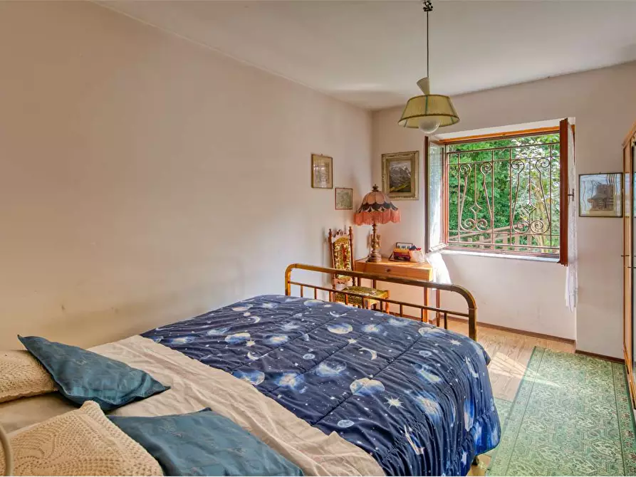 Immagine 31 di Villa in vendita  in Via Sapel 2 a Roburent