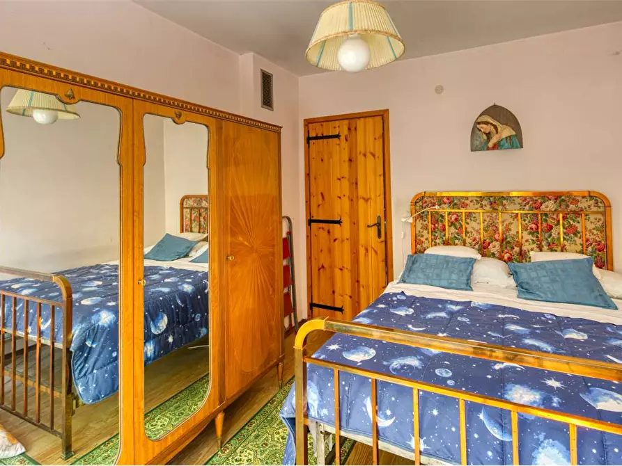 Immagine 32 di Villa in vendita  in Via Sapel 2 a Roburent