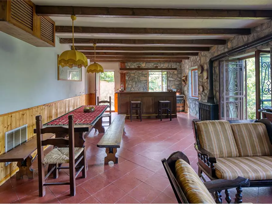 Immagine 42 di Villa in vendita  in Via Sapel 2 a Roburent