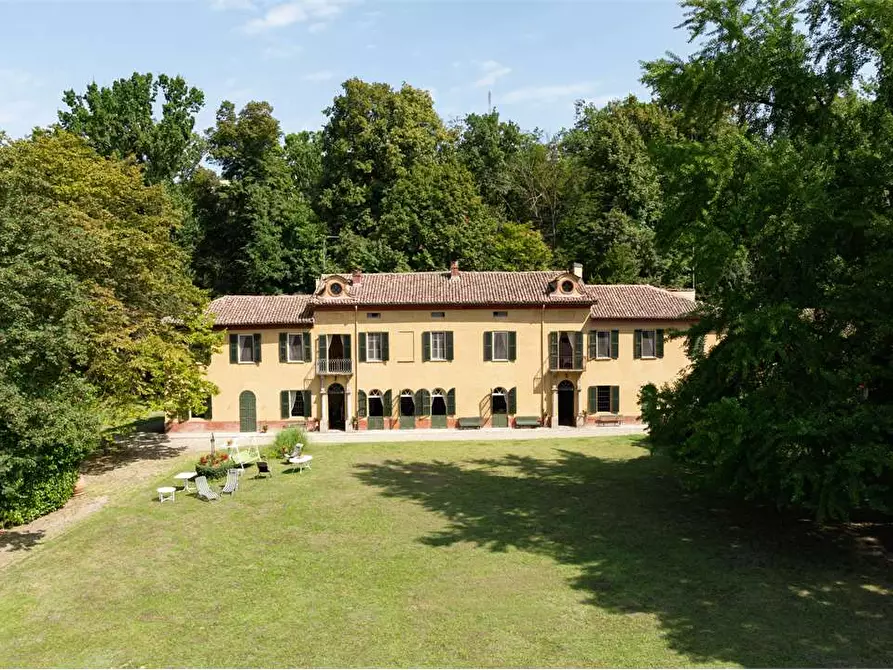 Immagine 3 di Villa in vendita  in VIA FALAMERA 77 a Alessandria