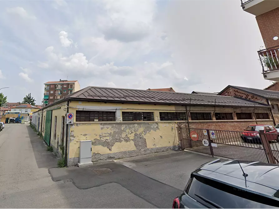 Immagine 23 di Negozio in vendita  in Corso Casale 34 a Asti