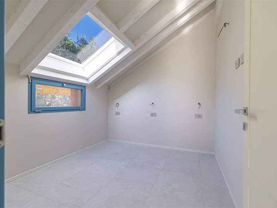 Immagine 7 di Stabile in vendita  in strada della colla a Andora