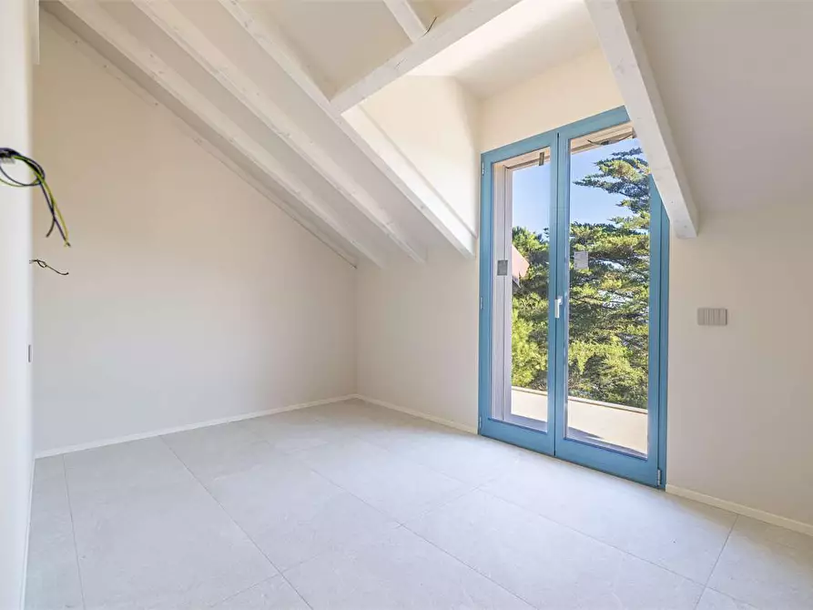 Immagine 8 di Stabile in vendita  in strada della colla a Andora