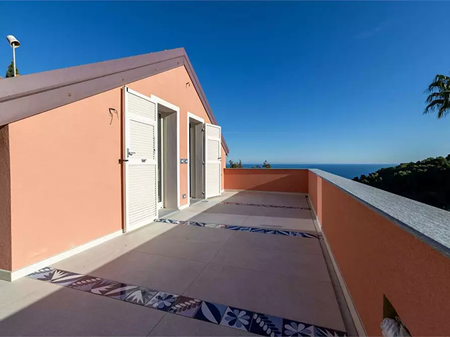 Immagine 13 di Stabile in vendita  in strada della colla a Andora