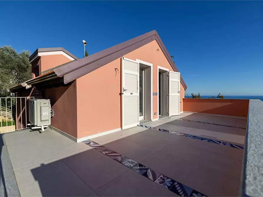 Immagine 14 di Stabile in vendita  in strada della colla a Andora