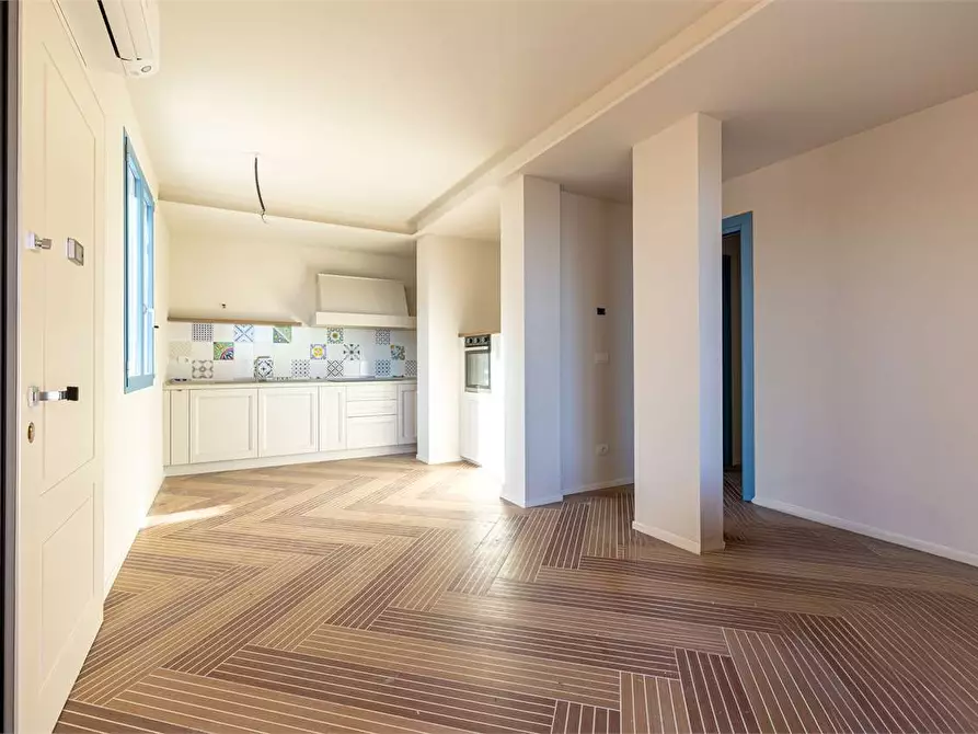 Immagine 16 di Stabile in vendita  in strada della colla a Andora